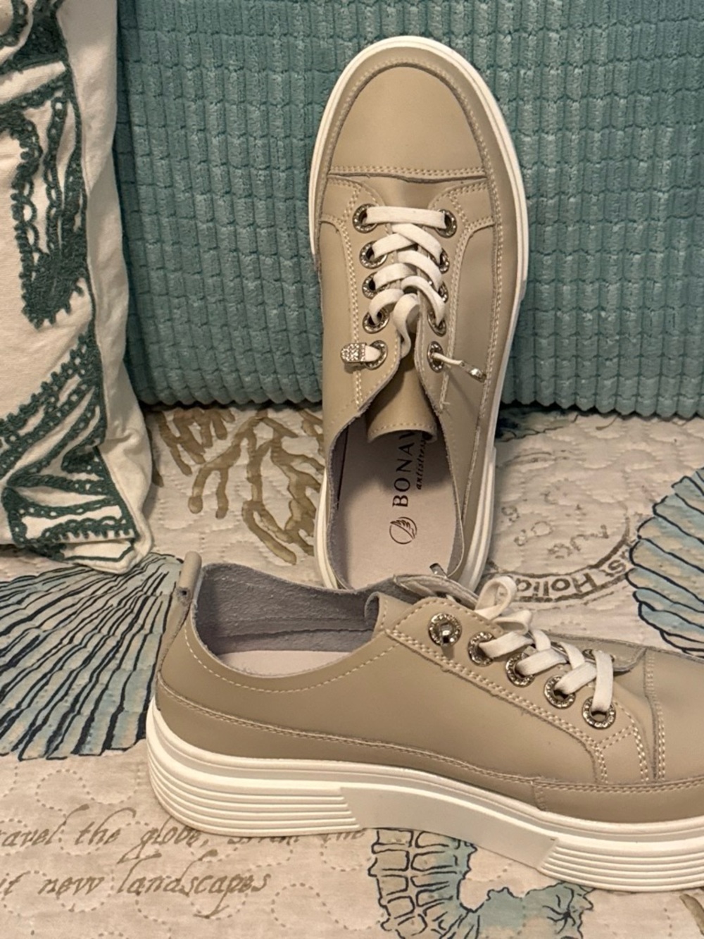 Bona Taupe Platform Lace-Up Women's Sneakers